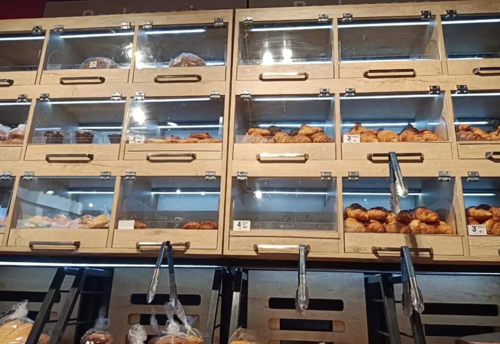 Bakery Units by Madosan
